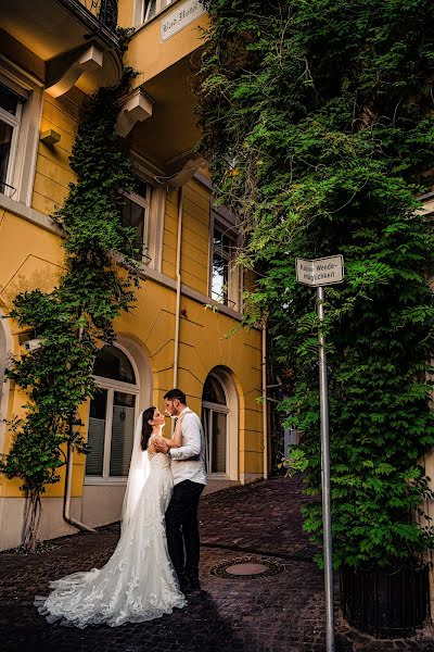 Wedding photographer Rosen Genov (studioplovdiv). Photo of 7 August 2019