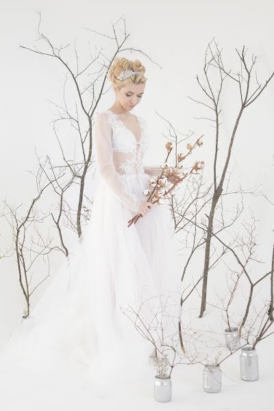 Wedding photographer Ekaterina Ikramova (katyaikramova). Photo of 27 December 2015