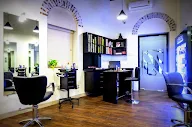 Black Burbery Salons photo 1