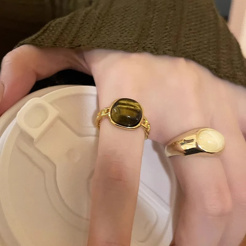 Title 2, Maillard Style Vintage Amber Natuursteen Ring v...