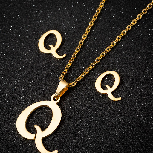 Title 32, Stainless steel 26 letters pendant necklace set...