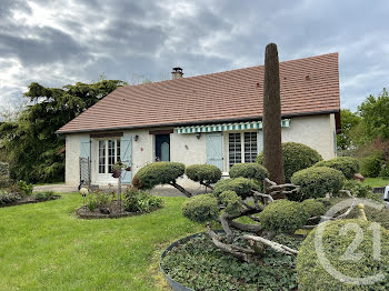 maison à La Guerche-sur-l'Aubois (18)