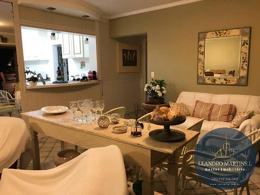 Appartement avec terrasse et piscine 1