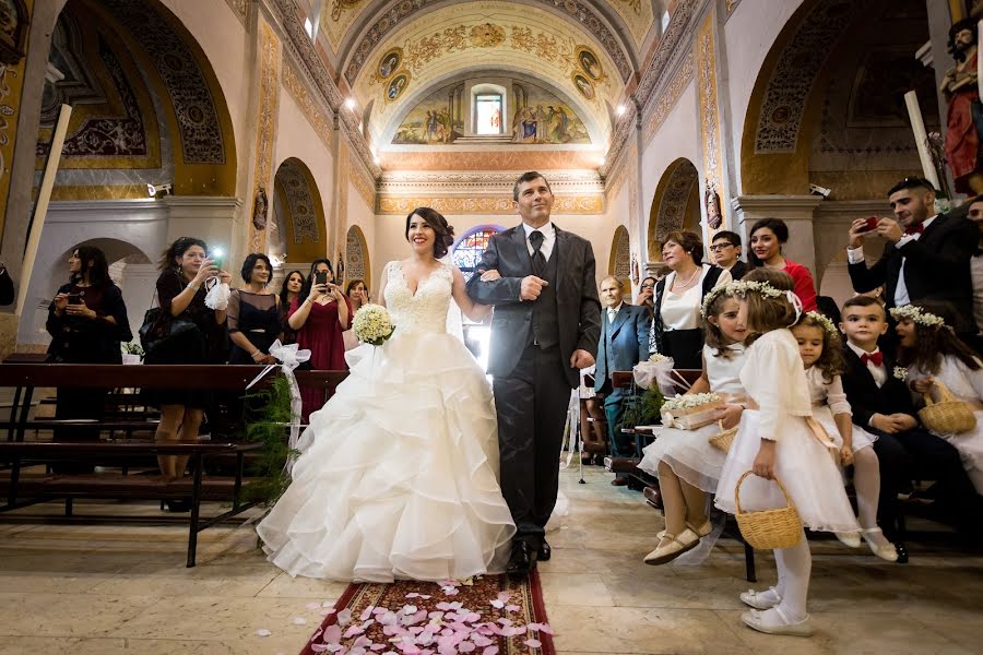 Fotógrafo de casamento Massimo Serra (massimoserrafoto). Foto de 25 de outubro 2018