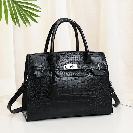Title 11, Pattern New Fashion Crossbody One Shoulder Hand...