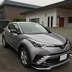 C-HR NGX50