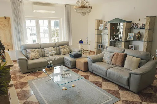 Maison avec piscine et jardin 4