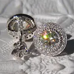 Round Diamond Ear Studs