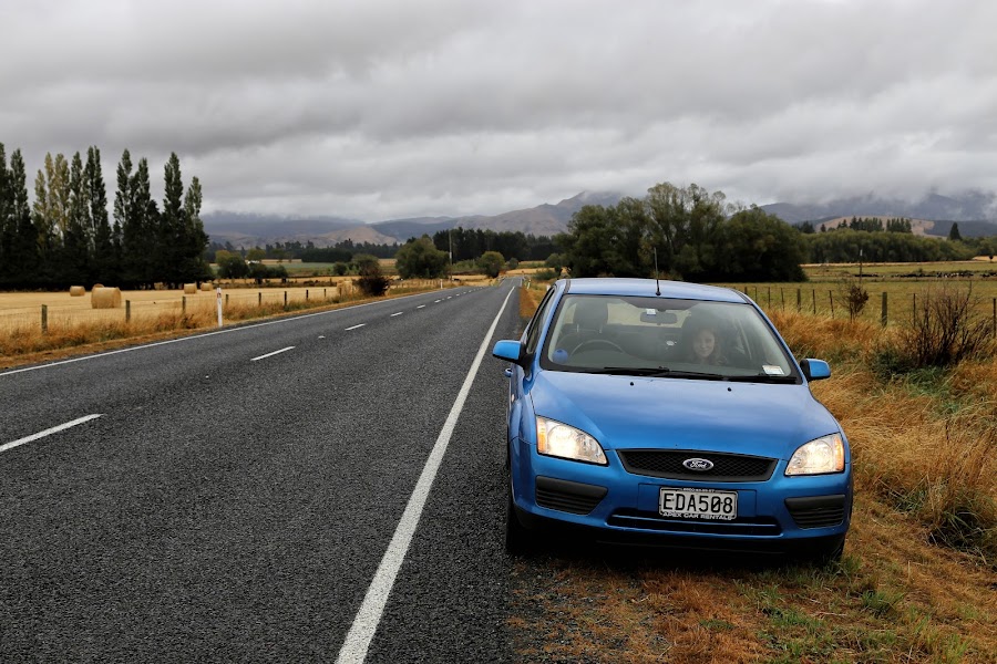 Samochód z Apex Rental Car