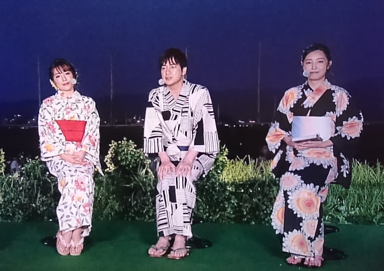 MPVのLEDウインカー・長岡花火・駐禁はいくら？・奇跡の青に関するカスタム事例の投稿画像6枚目