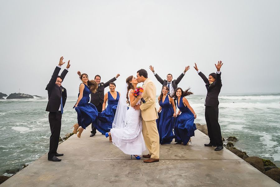 婚礼摄影师Luis Jara（luisjara）。2017 5月3日的照片