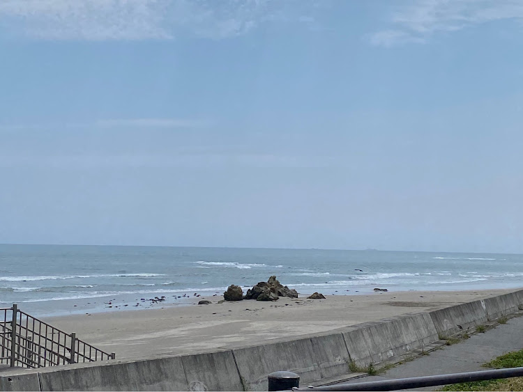 グレイスのまだまだあついので熱中症気をつけてくださいね´ω`)ﾉ・海にドライブ・気分転換♪に関するカスタム事例の投稿画像3枚目