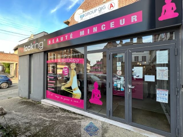 Vente locaux professionnels  160 m² à Abbeville (80100), 295 000 €