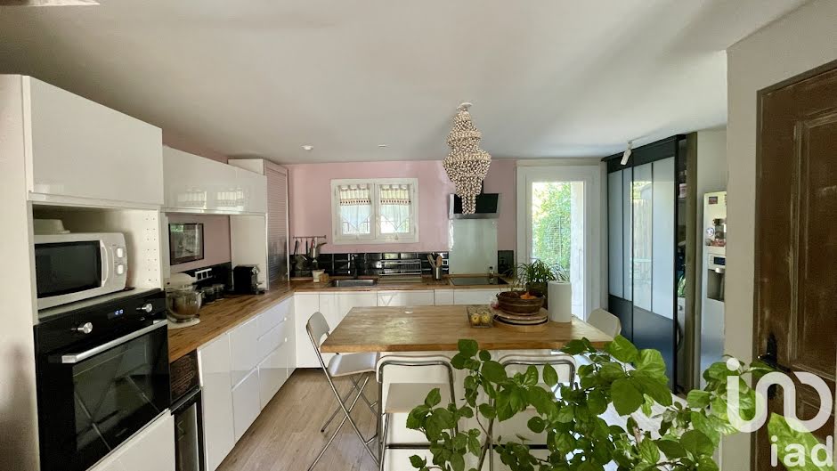 Vente maison 4 pièces 95 m² à Entraigues-sur-la-Sorgue (84320), 330 000 €