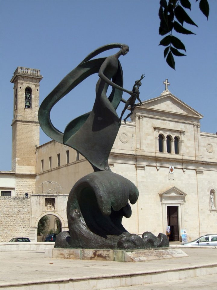 Monumento alla Madonna di Giur@s