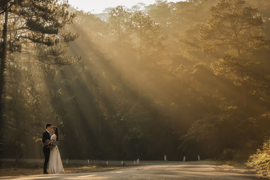 Свадебный фотограф Nguyễn Tấn Thịnh (nguyentanthinh17). Фотография от 6 апреля 2020