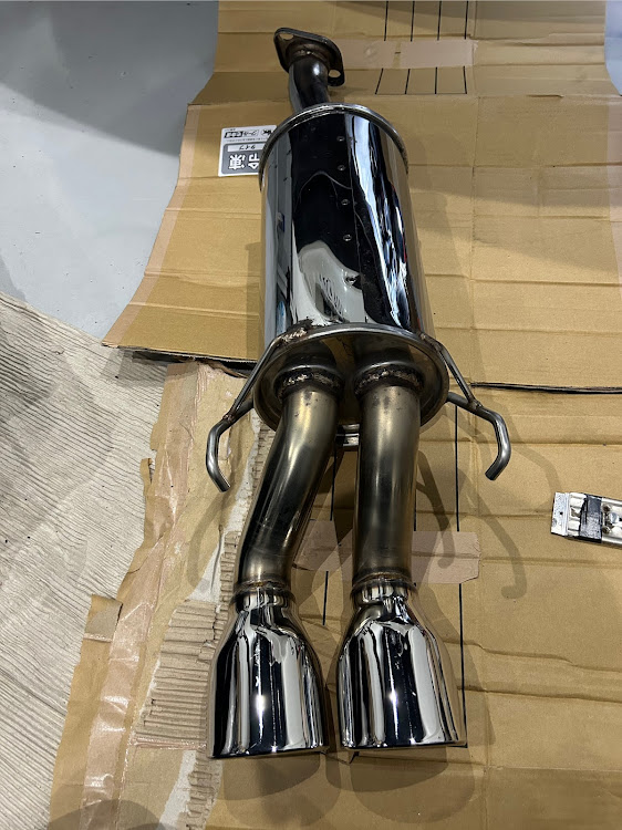 CR-ZのTRAST・GReddy・コンフォートマフラー・DIYに関するカスタム事例の投稿画像2枚目