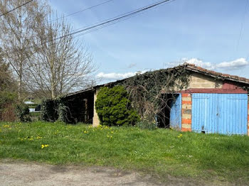 terrain à Saint-Victurnien (87)