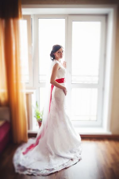 Wedding photographer Tatyana Burkova (burkova). Photo of 27 April 2014