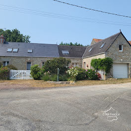 maison à Saint-Pierre-Eglise (50)