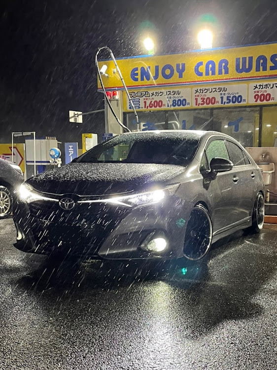 SAIの洗車・3月もよろしくお願いします・ホイール交換・車高調整に関するカスタム事例の投稿画像1枚目