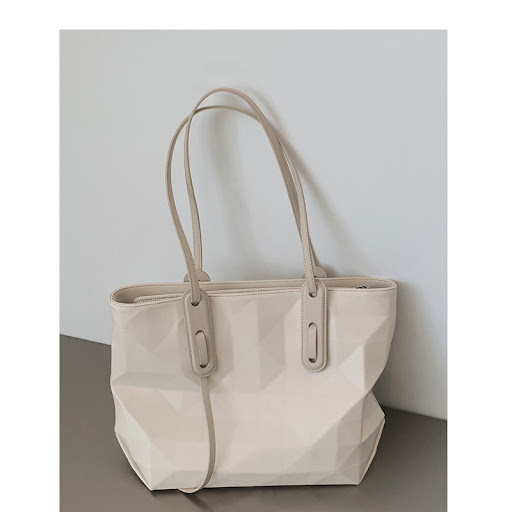 Title 2, Simple Design Large Capacity Shoulder Bag. Carr...