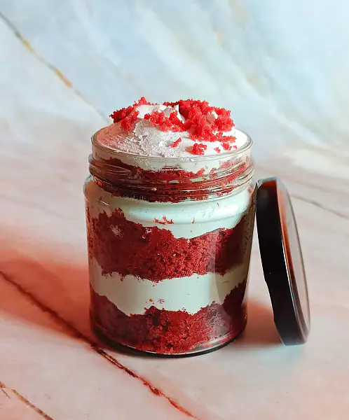 Red Velvet Jar Cake