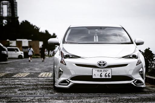 プリウス Zvw50の 正面写真 正面写真 梅雨明け間近 愛車紹介 50プリウス に関するカスタム メンテナンスの投稿画像 車のカスタム情報はcartune