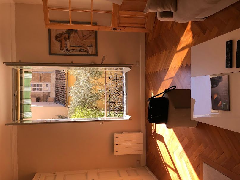 Location meublée appartement 1 pièce 60 m² à Aix-en-Provence (13090), 1 600 €