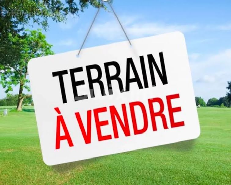 Vente terrain  677 m² à Orgelet (39270), 17 500 €