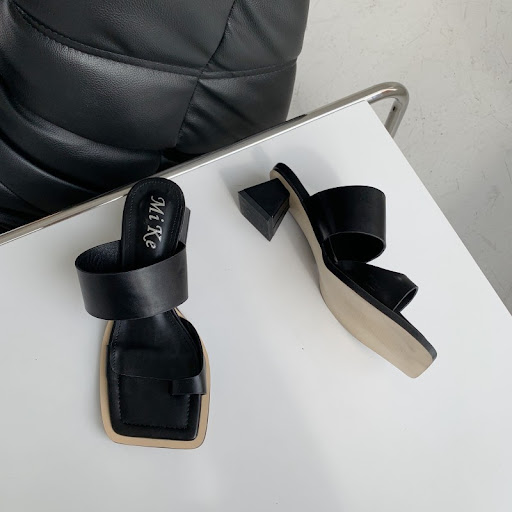 Title 6, Net Red Cross-Strap Mid-Heel Slippers