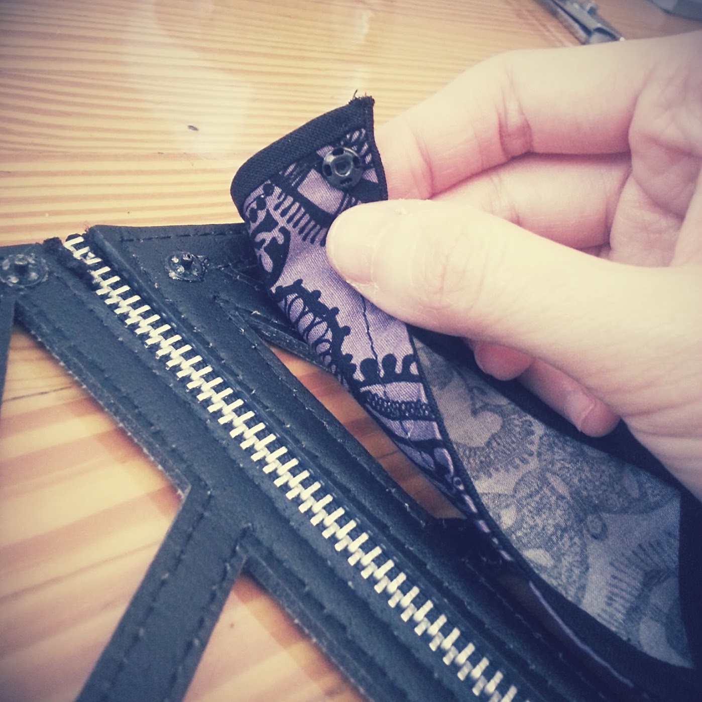 In-Progress: Waist Corset Belt Refashion - DIY Fashion Accessories | fafafoom.com