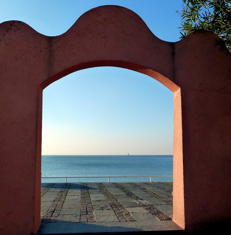 Finestra sul mare di Piera