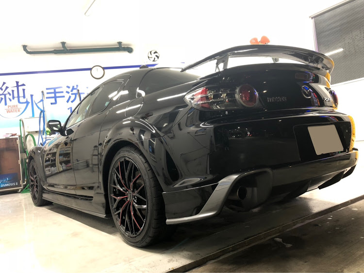RX-8の洗車・テールランプ交換に関するカスタム事例の投稿画像2枚目