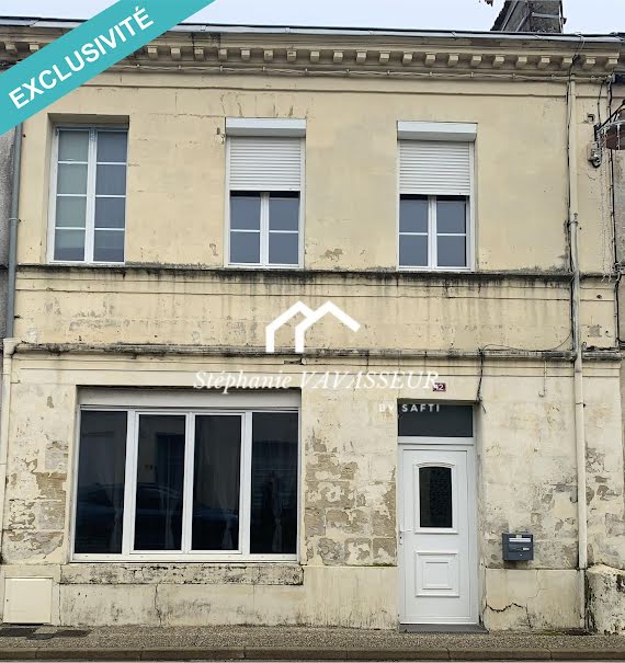 Vente maison 3 pièces 102 m² à Saint-Julien-Beychevelle (33250), 179 000 €