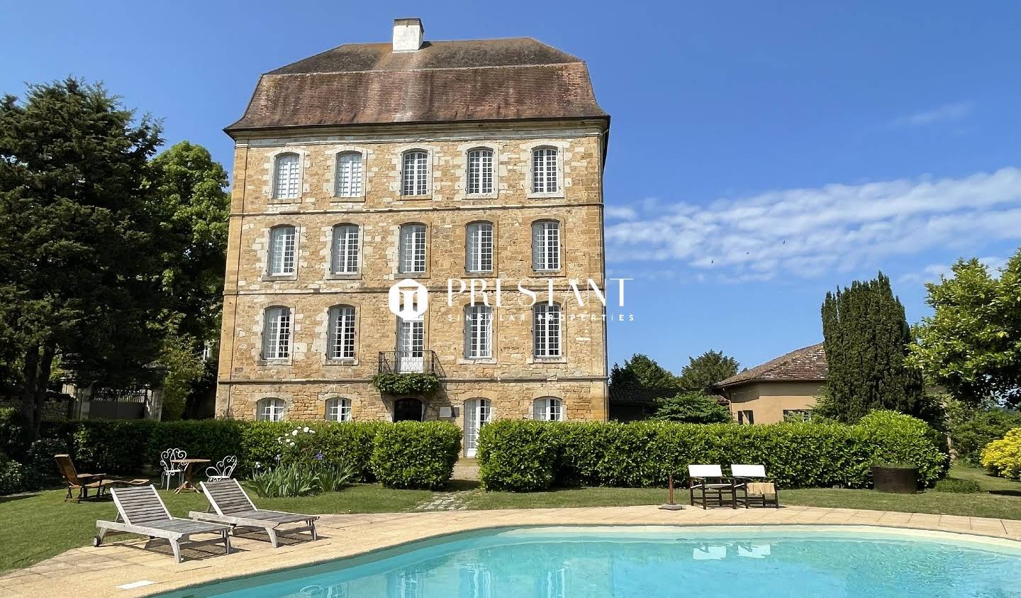 Maison avec piscine et terrasse Belves