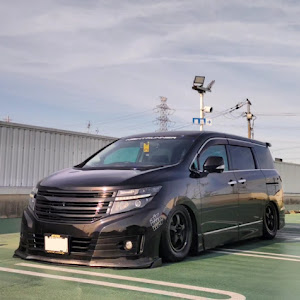 エルグランド TNE52