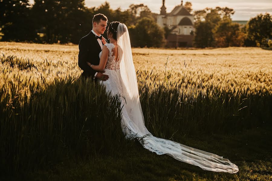 Wedding photographer Rafał Cichoń (studiosentimento). Photo of 22 February 2021