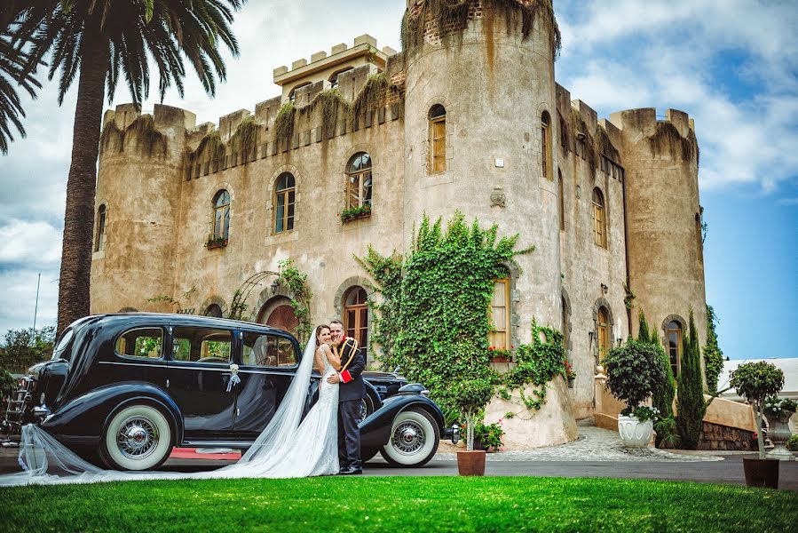 Fotógrafo de casamento Lyudmila Bordonos (tenerifefoto). Foto de 21 de janeiro 2017