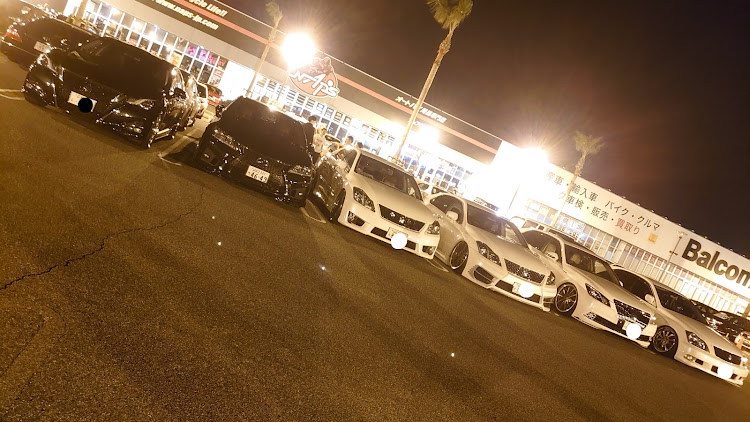 GSの車高調整・オフ会・クラウン軍団・夜景に関するカスタム事例の投稿画像4枚目
