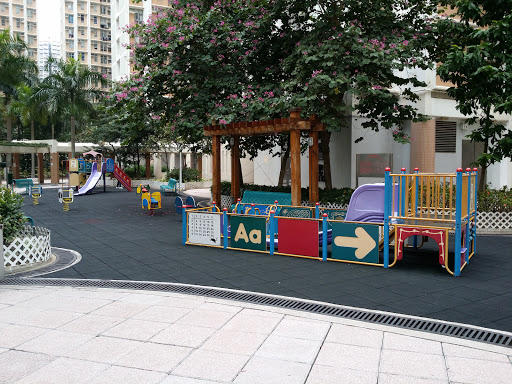 Tin Shing Court Playground