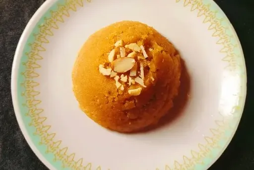 Desi Ghee Suji Halwa