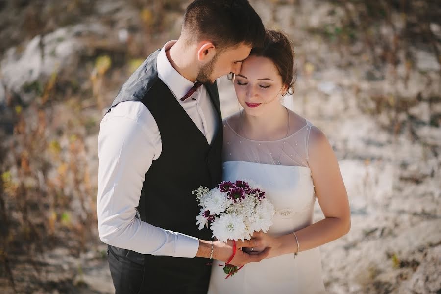 Wedding photographer Aleksandr Shishkin (just-painter). Photo of 29 November 2019