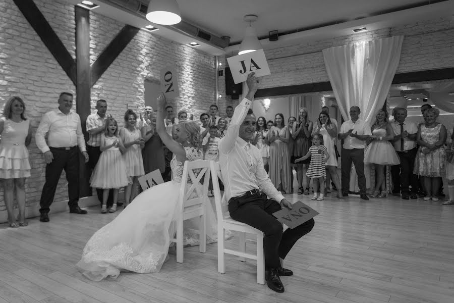 結婚式の写真家Mateusz Kowalczyk (mkfotoo)。2018 7月11日の写真