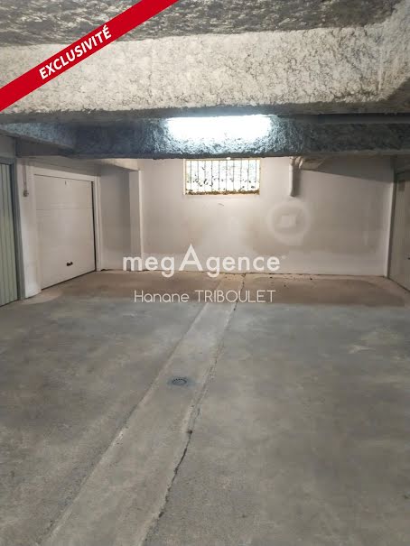 Vente parking  18 m² à Anglet (64600), 58 000 €