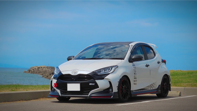 ヤリスの目指せPickUpCars・夏至・ドライブ・海と愛車・8月もよろしくお願いしますに関するカスタム事例の投稿画像2枚目