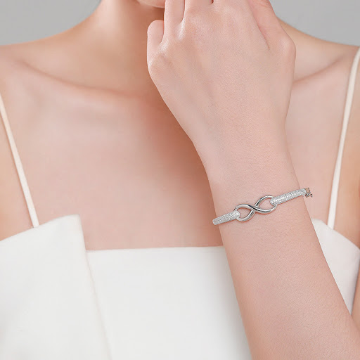 Title 2, 8-Shaped Bracelet Temperament Wild Hand Jewelry...