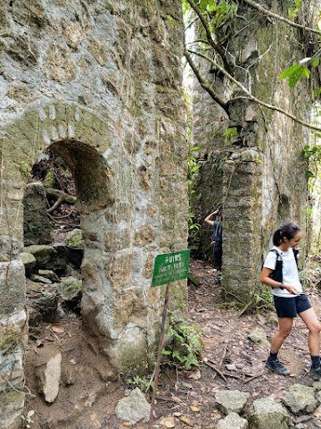 Treachers Hill Station Old Bungalow Ruins