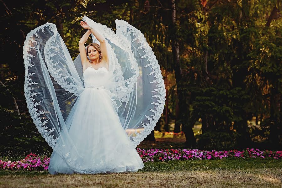 Huwelijksfotograaf Miroslava Velikova (studiomirela). Foto van 27 juli 2017