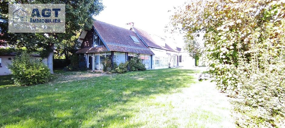 Vente maison 6 pièces 208 m² à Beauvais (60000), 350 000 €